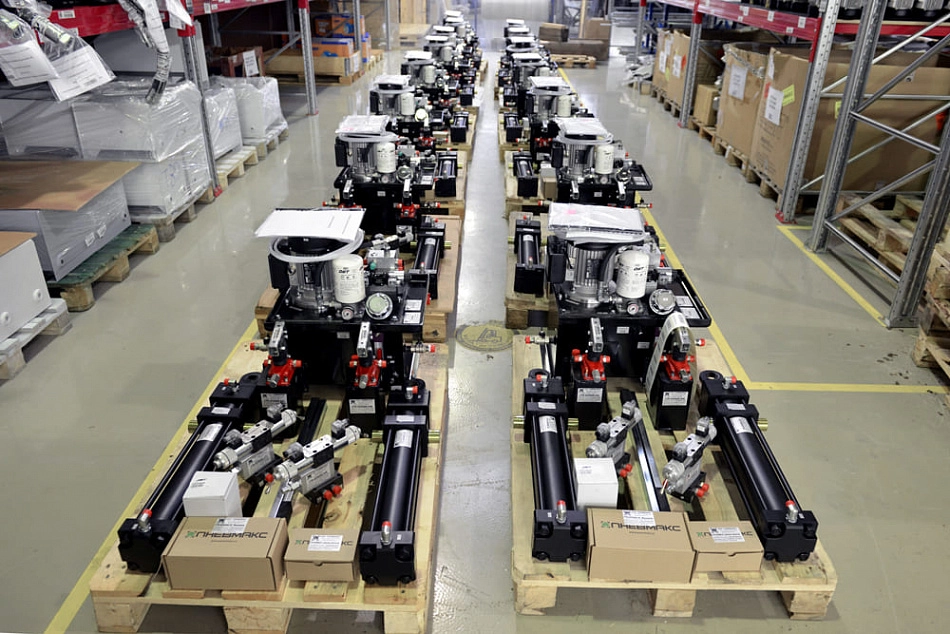 Гидростанция CTR-KV0008 для оборудования гидравлического подъемного устройства на пассажирских железнодорожных вагонах