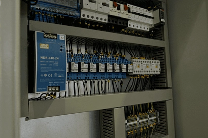 Система управления стенда проверки гидроусилителей рулевого управления грузовых машин и автобусов