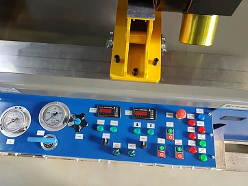 CTR-KV-G0002 Стенд для испытания гидроцилиндров. 
