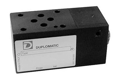 PCM3 - Компенсатор давления прямого действия 2х или 3х линейный с фиксированной или регулируемой настройкой