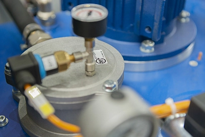 CTR-KV-G0086 - Стенд сборки, разборки и испытания гидроцилиндров