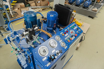 CTR-KV-G0086 - Стенд сборки, разборки и испытания гидроцилиндров